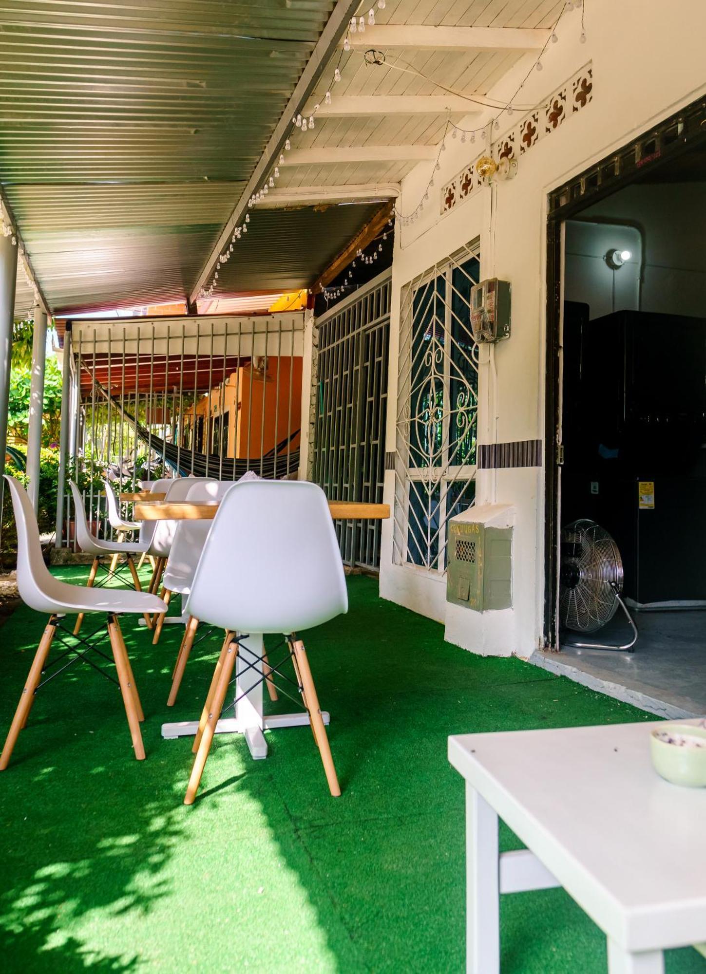 Mi Pueblo Natal Aptos Y Habitaciones Necoclí Exteriör bild